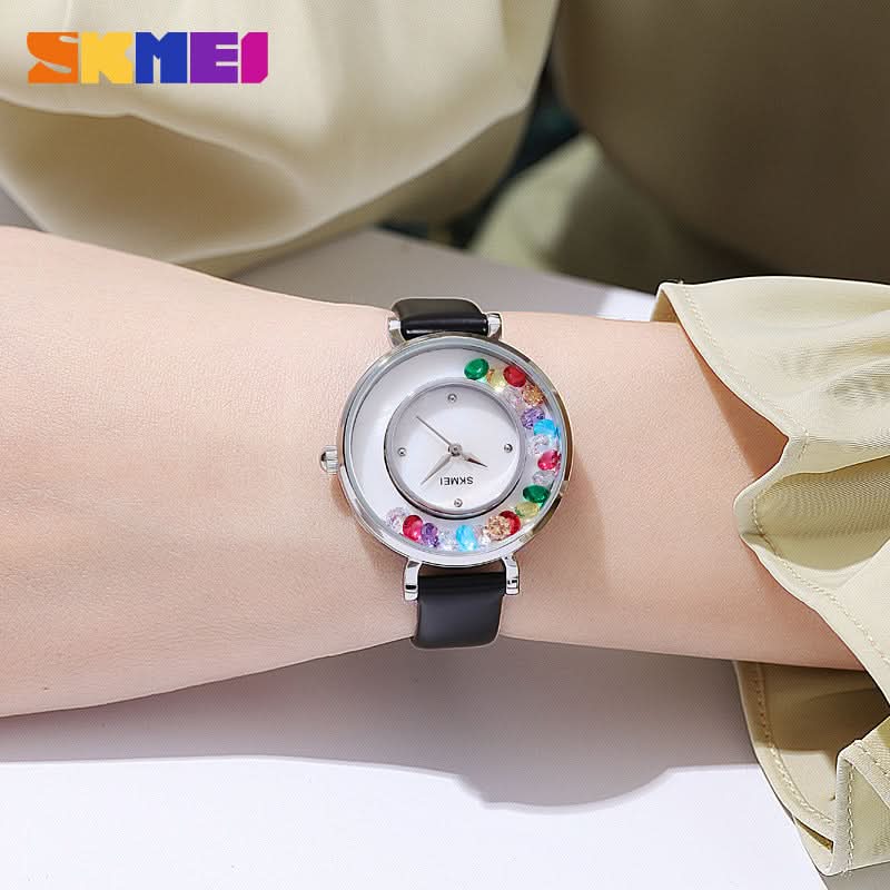 Moment Beauty Watch – Elegant Gem Roller, Fashionable Quartz for Women