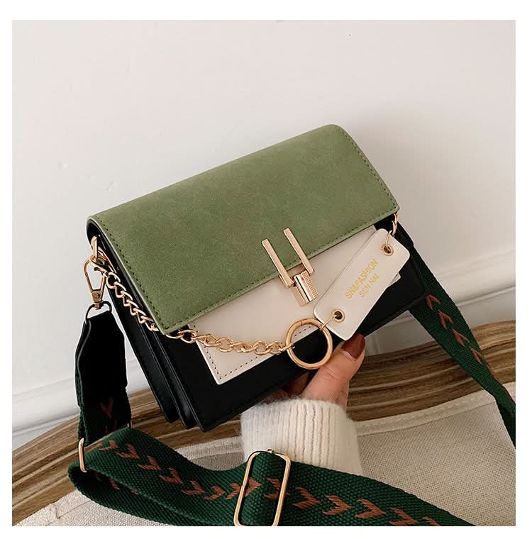 Women's Trendy Square Shoulder Bag with Lock Closure - Crossbody Bag