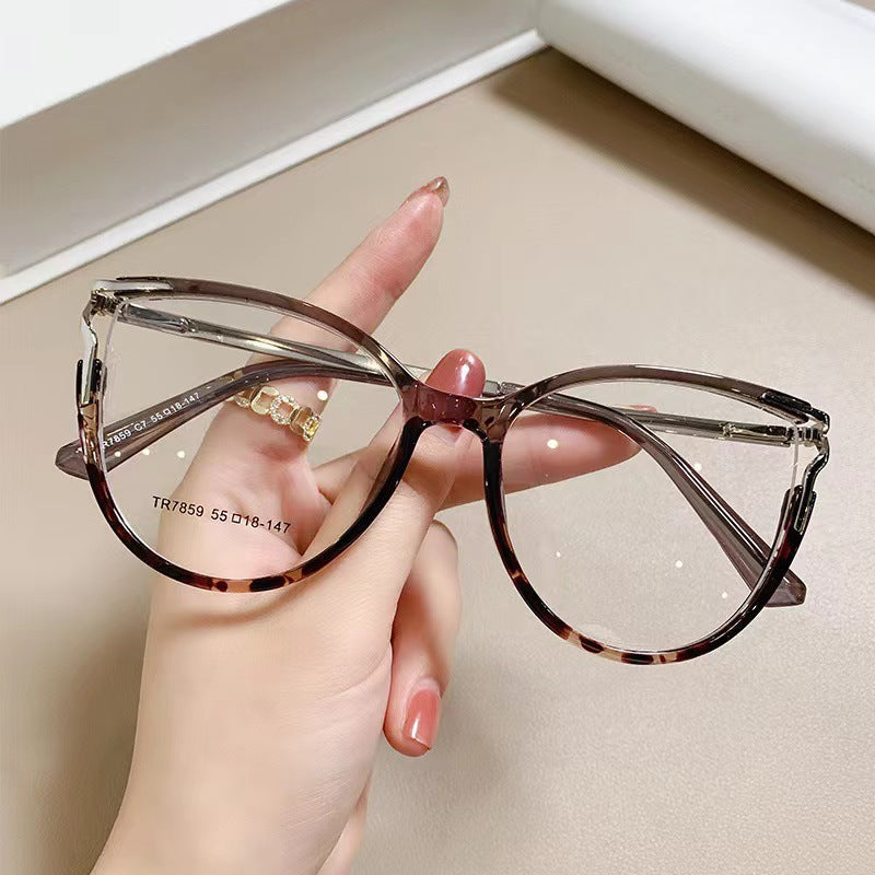Anti-Blue Light Stylish Computer Glasses For Women – Oval Frame, Gradient Lens