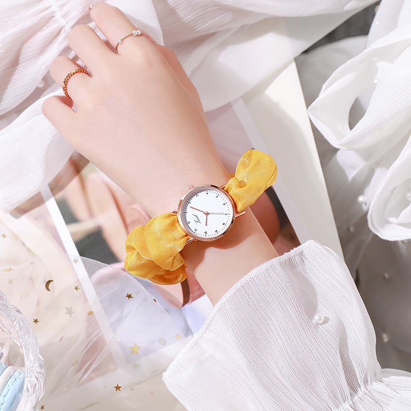 Women's Fashion Bracelet Watch – Fabric Strap Quartz Watch with Decorative Dial