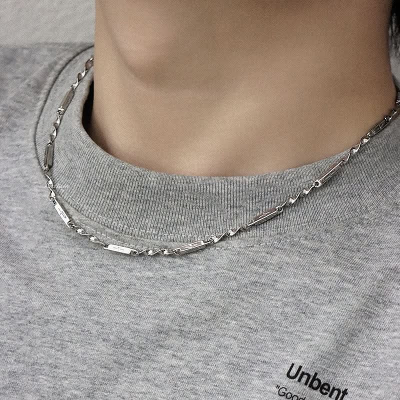 Men’s Minimalist Mobius Pendant Necklace – Hip-Hop Chain