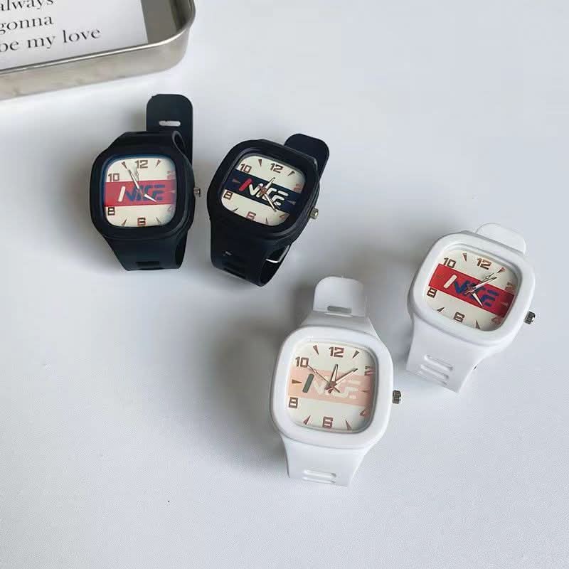 New Square Quartz Watch