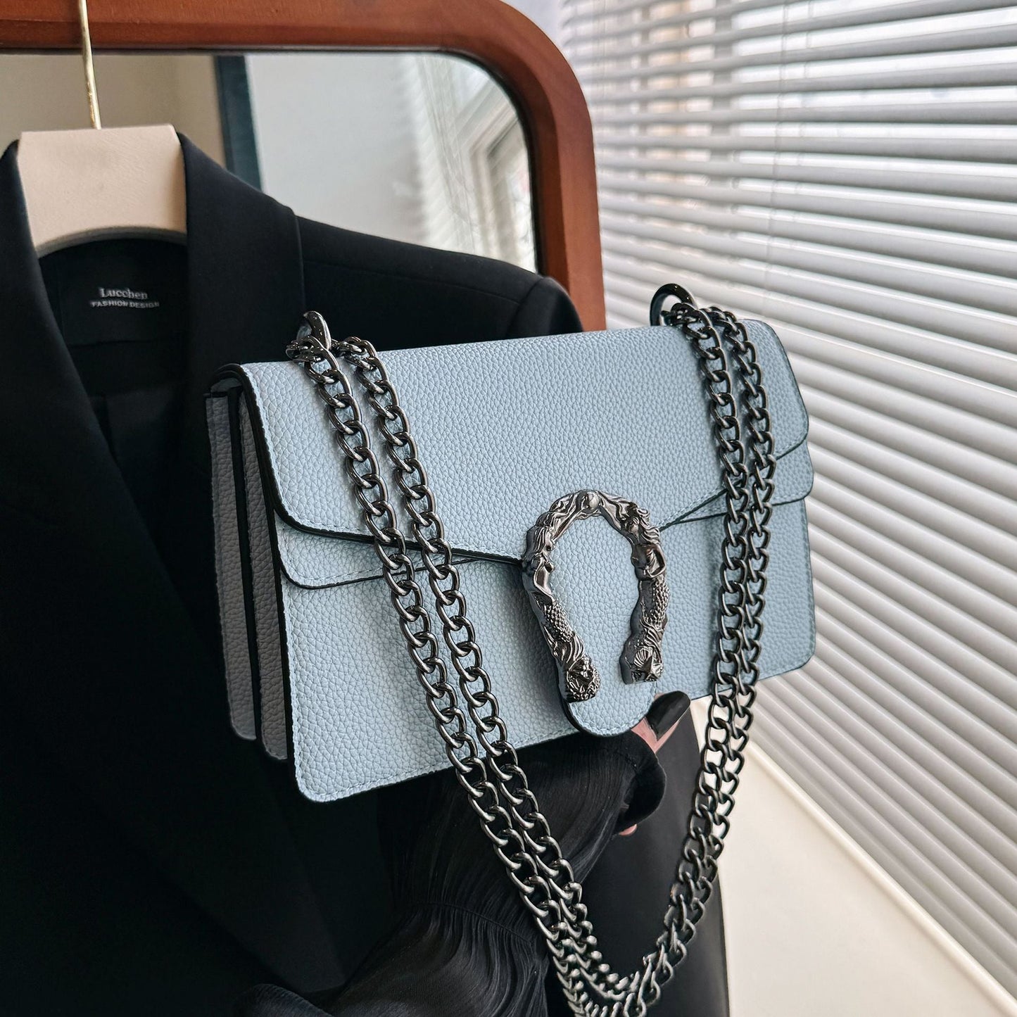 Luxury Chain Shoulder Bag for Women – Retro Stone Texture Medium Crossbody Bag