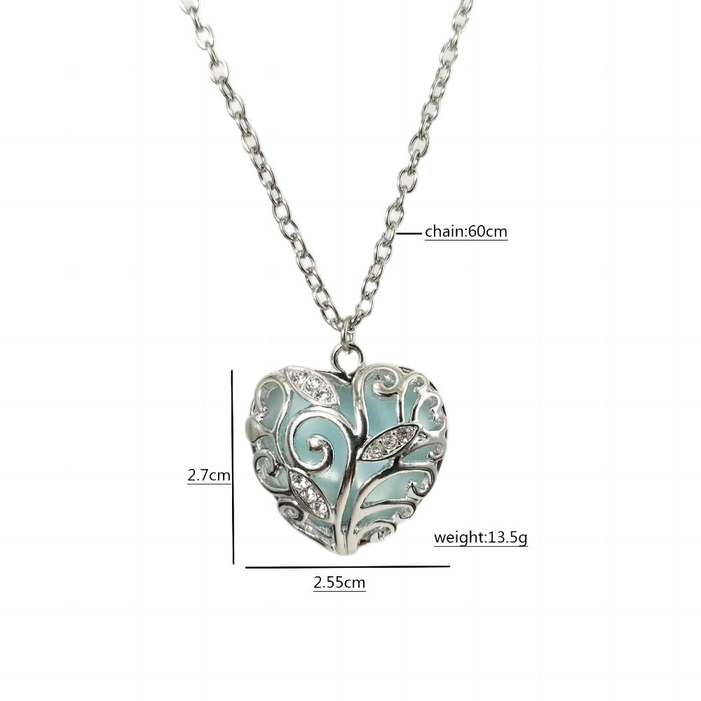Luminous Heart Ocean Pendant Necklace – Titanic-Inspired Love Unisex Jewelry