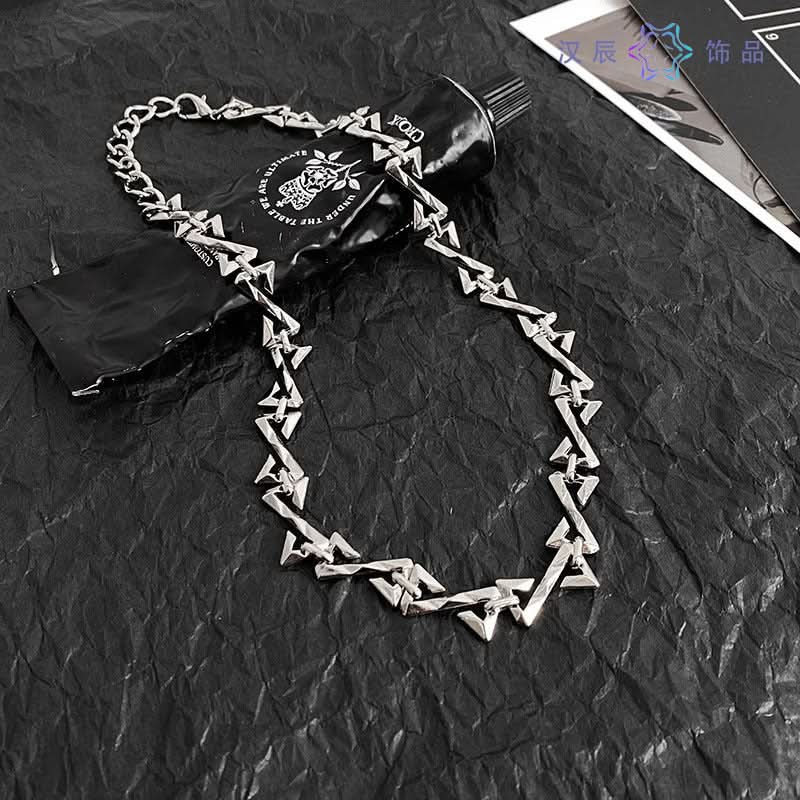 Men’s Z Letter Pendant Necklace – Silver Thorn Design