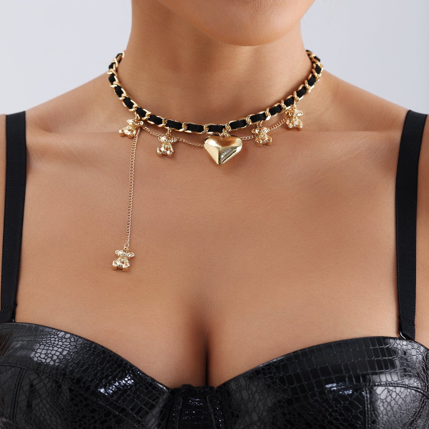 Velvet Bear Pendant Necklace – Fashion Heart Tassel Clavicle Chain for Women