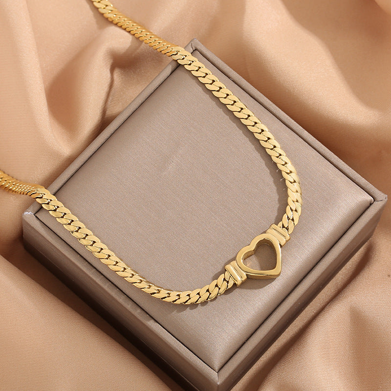Titanium Steel Heart Chain Necklace – Gold Irregular Retro Love Pendant for Women