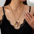 Vintage Pearl Pendant Necklace – Elegant Gold Statement Jewelry for Women