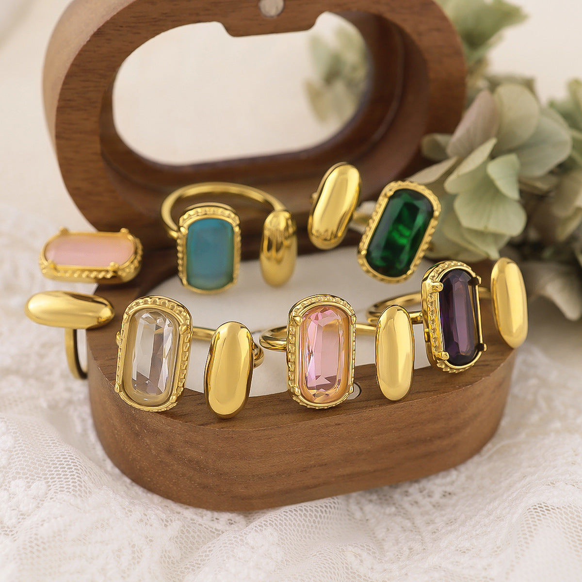 Gold Oval Zircon Ring for Women – Retro Geometric Stainless Steel Adjustable Jewelry