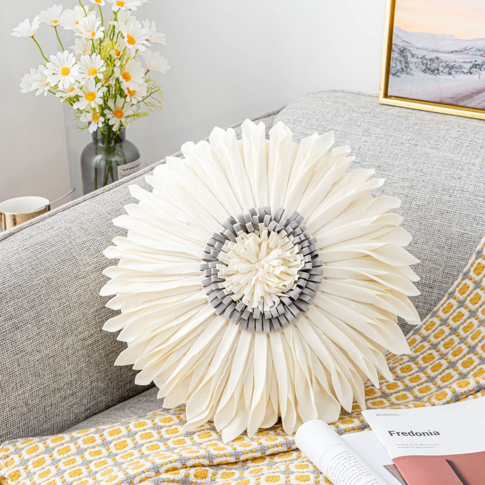 Sunflower Pillowcase - Small Daisy & Sunflower Design