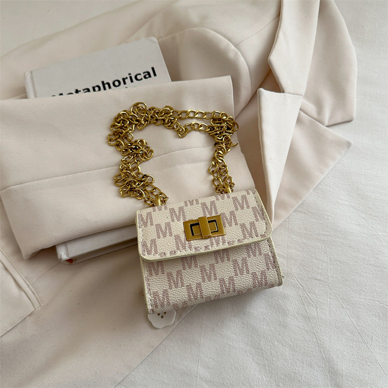 Classic Small Chain Shoulder Bag – Trendy PU Square Crossbody for Women
