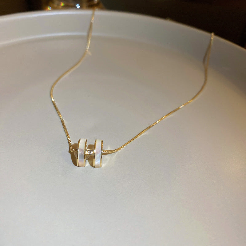 3D Letter H Pendant Necklace – Light Luxury Titanium Steel Clavicle Chain for Women