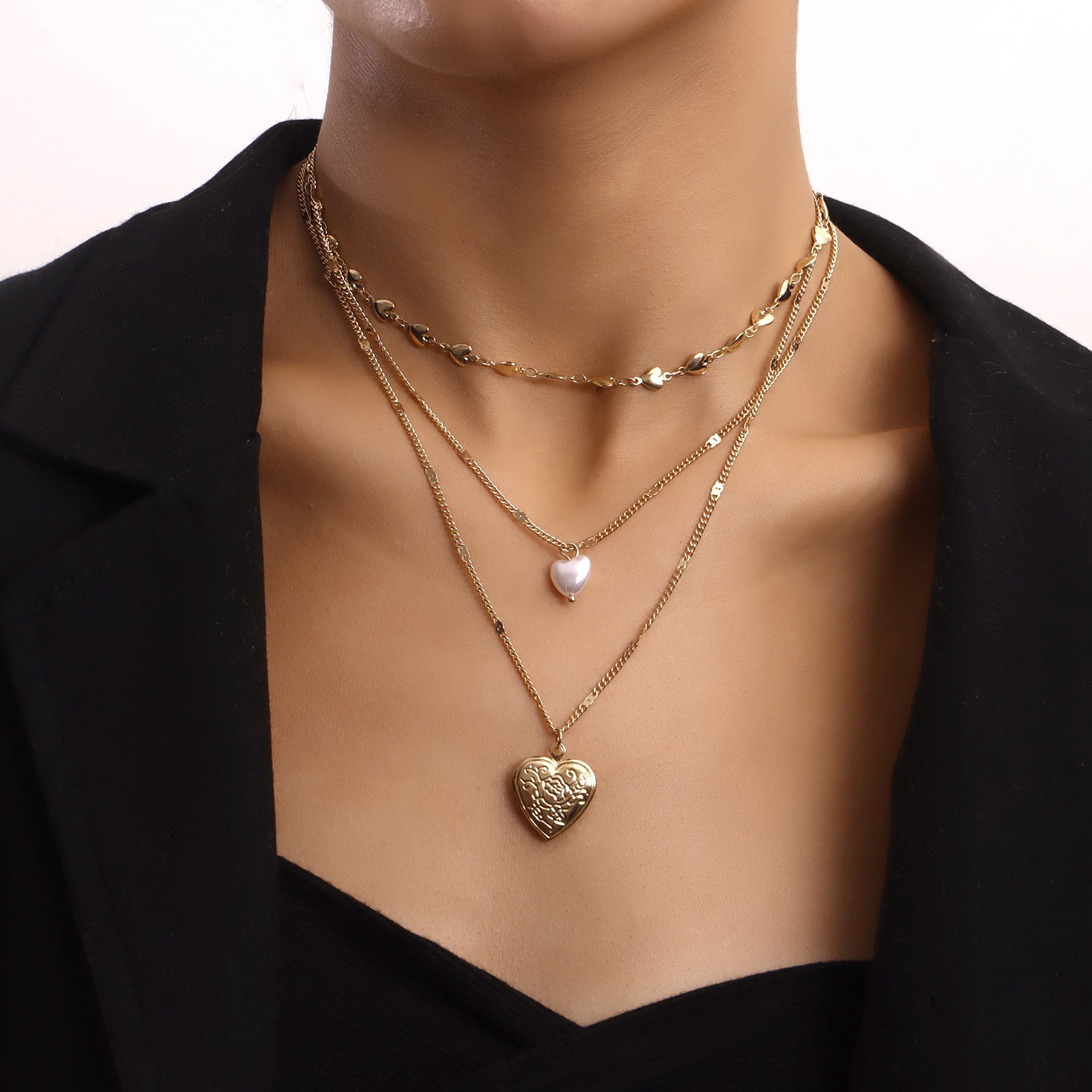Multi-Layer Heart Pendant Necklace for Women – Gold Alloy Clavicle Jewelry