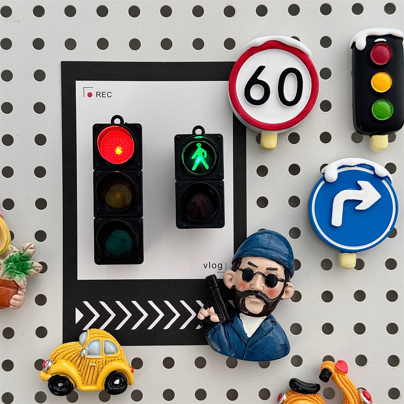 Luminous Traffic Light Fridge Magnet – Creative Pedestrian Sign Home Decor Sticker