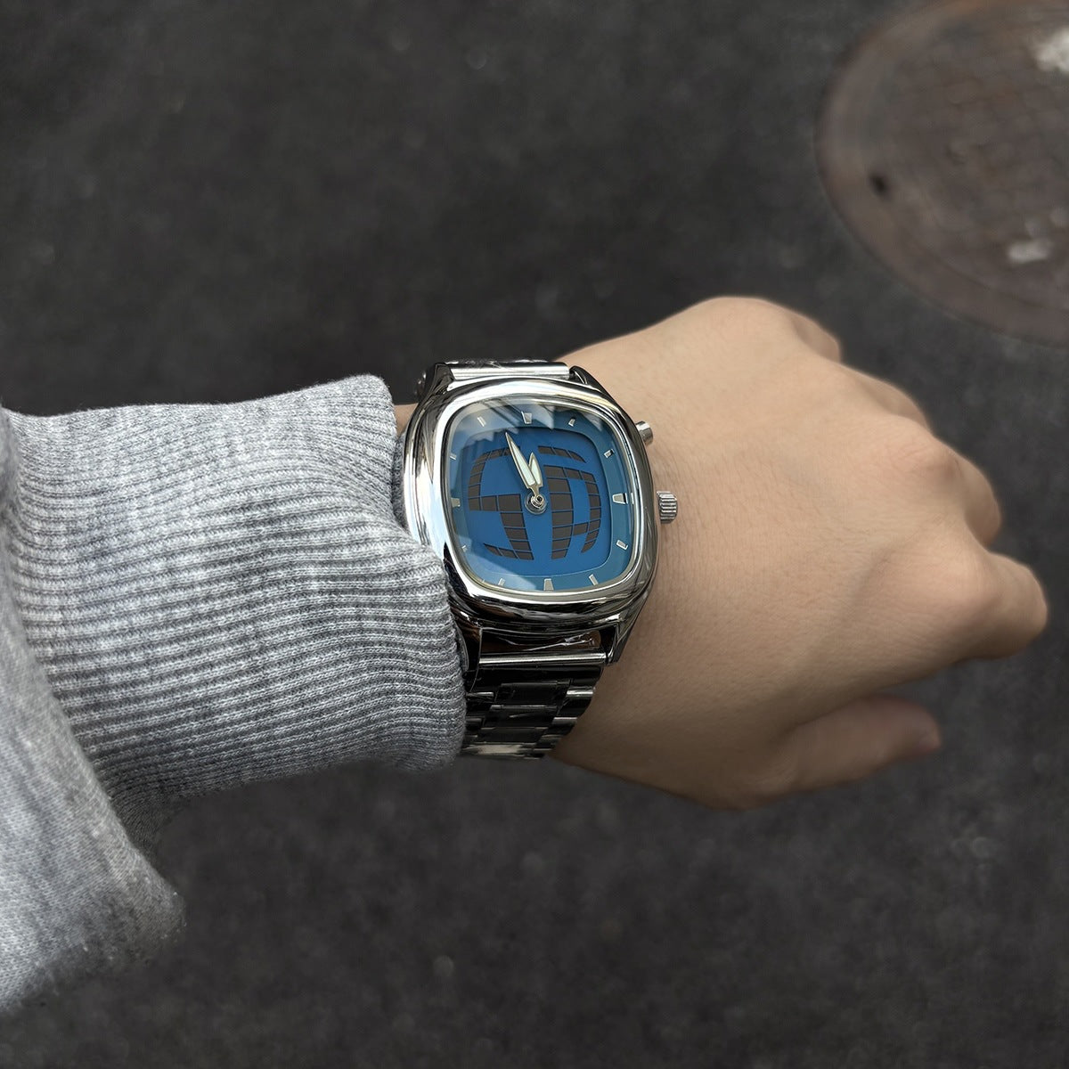 Men’s American Design Quartz Analog Watch – Waterproof Alloy Strap with Luminous Hands