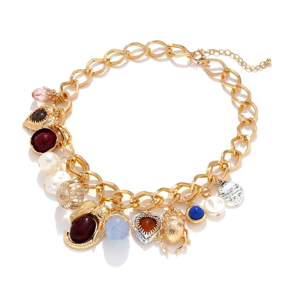 Vintage Pearl Heart Pendant Necklace – Palace Style Statement Jewelry for Women