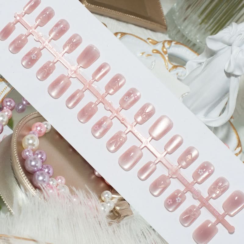 3D Cat Eye Handmade Nail Art – 30-Piece Prefabricated Set