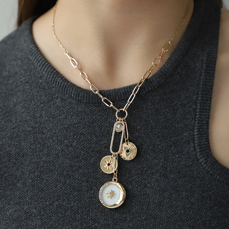 Star & Moon Pendant Necklace for Women – Retro Gold Celestial Jewelry