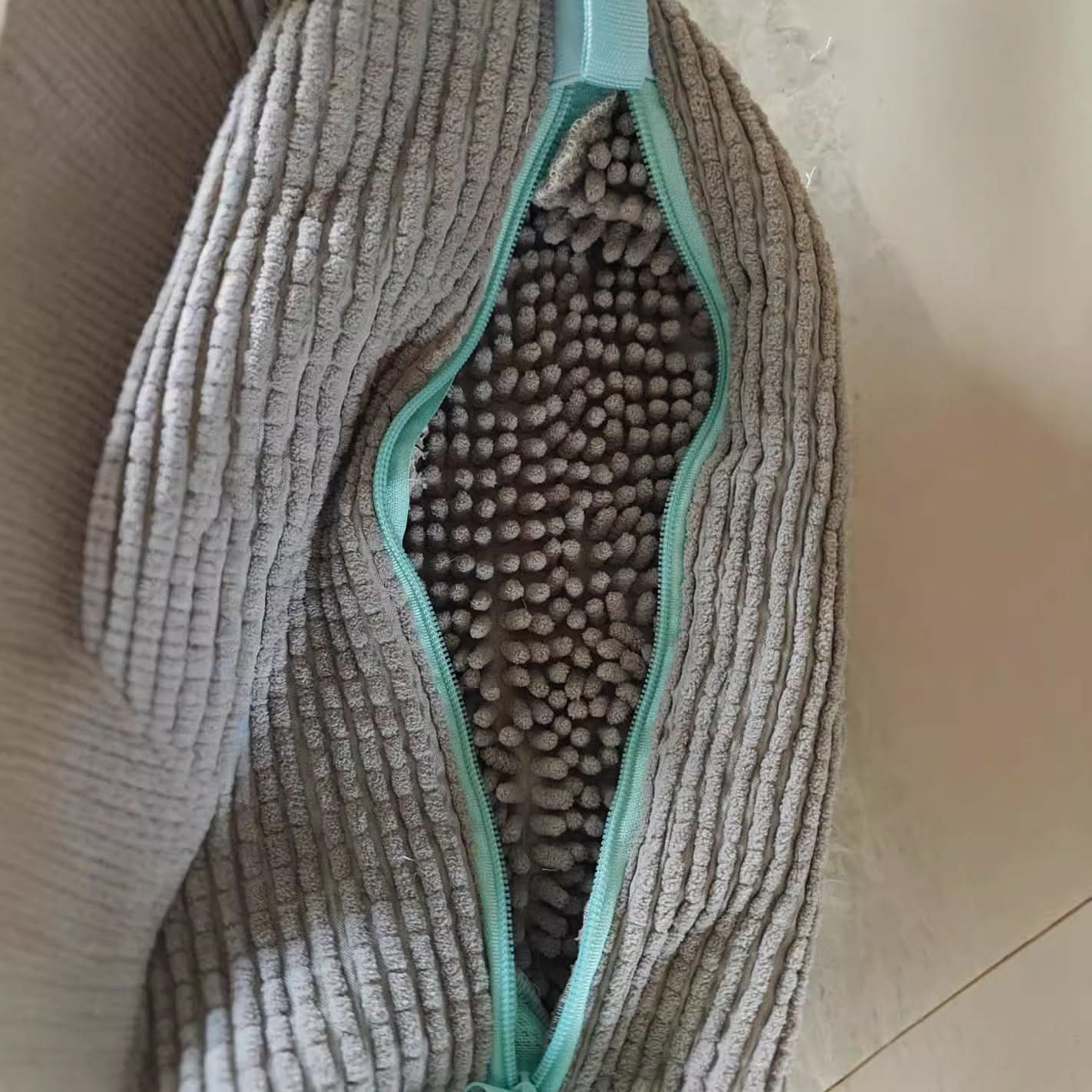 Portable Shoe Washing Bag – for Sneakers & Shoes
