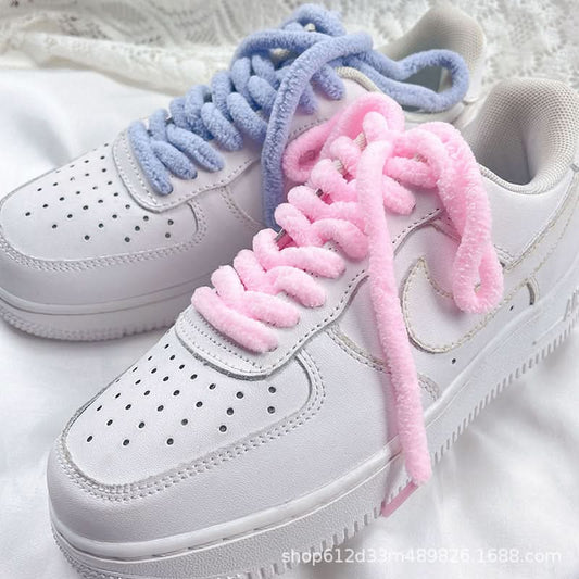 Plush Furry Shoelaces – Warm Winter Laces for Sneakers