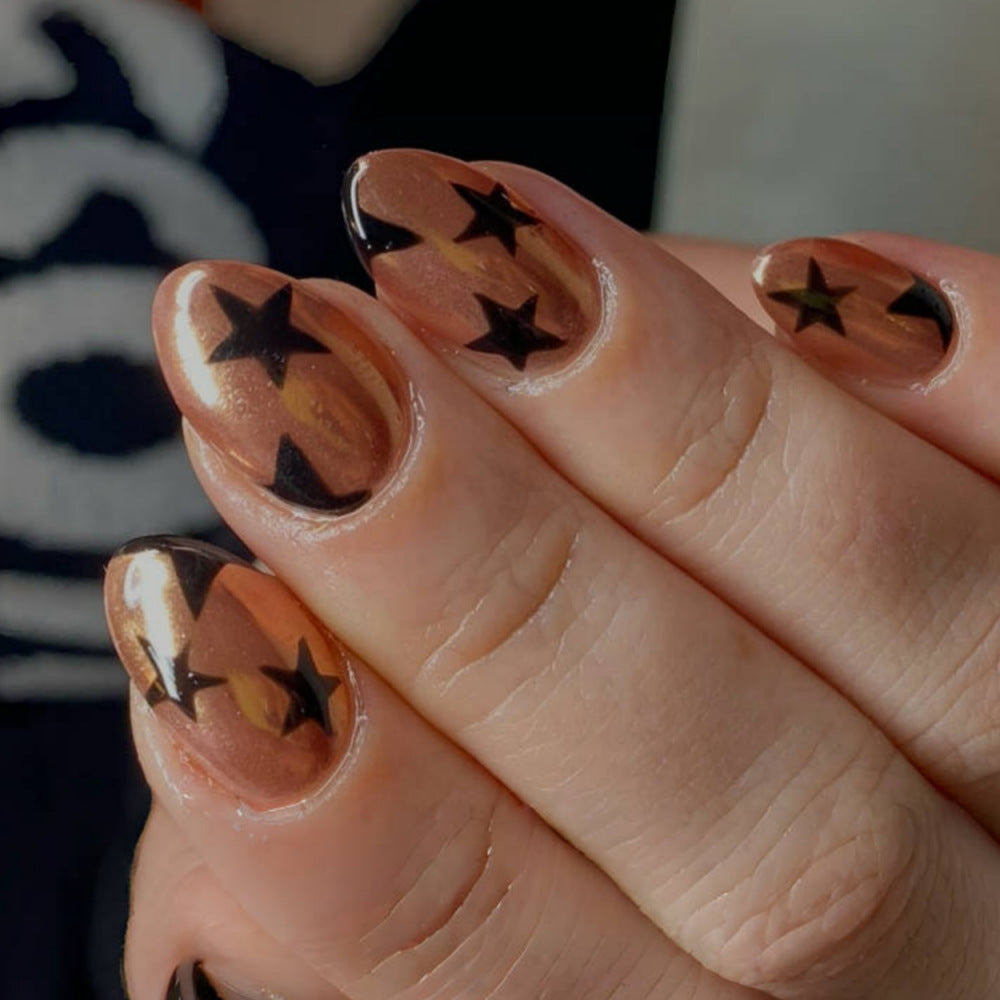 Brown Star Press-On Nails – Medium Oval Glue-On Set | Trendy Nail Art