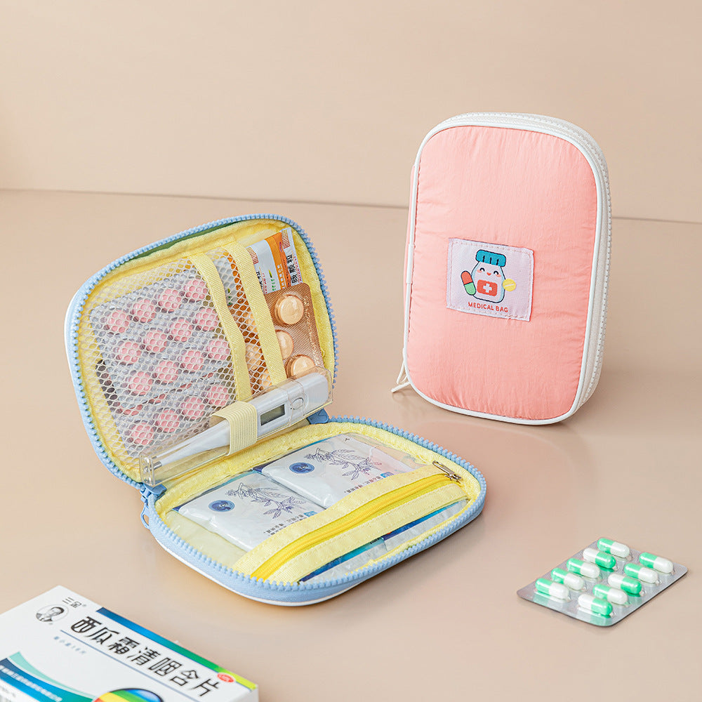 Waterproof Medicine Storage Bag – Portable Nylon First Aid Organizer