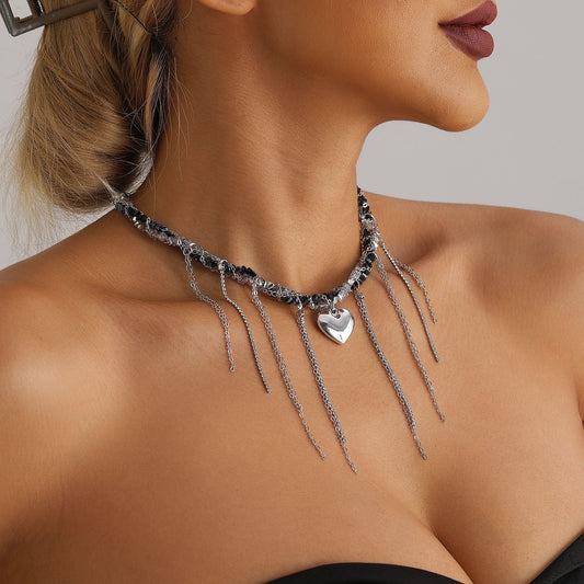 Heart Tassel Pendant Necklace for Women – Trendy Layered Clavicle Chain in Black Alloy