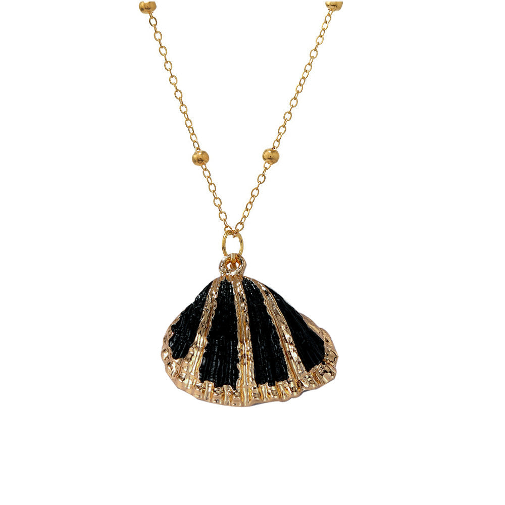 Boho Seashell Pendant Necklace – Layered Beach Jewelry for Women