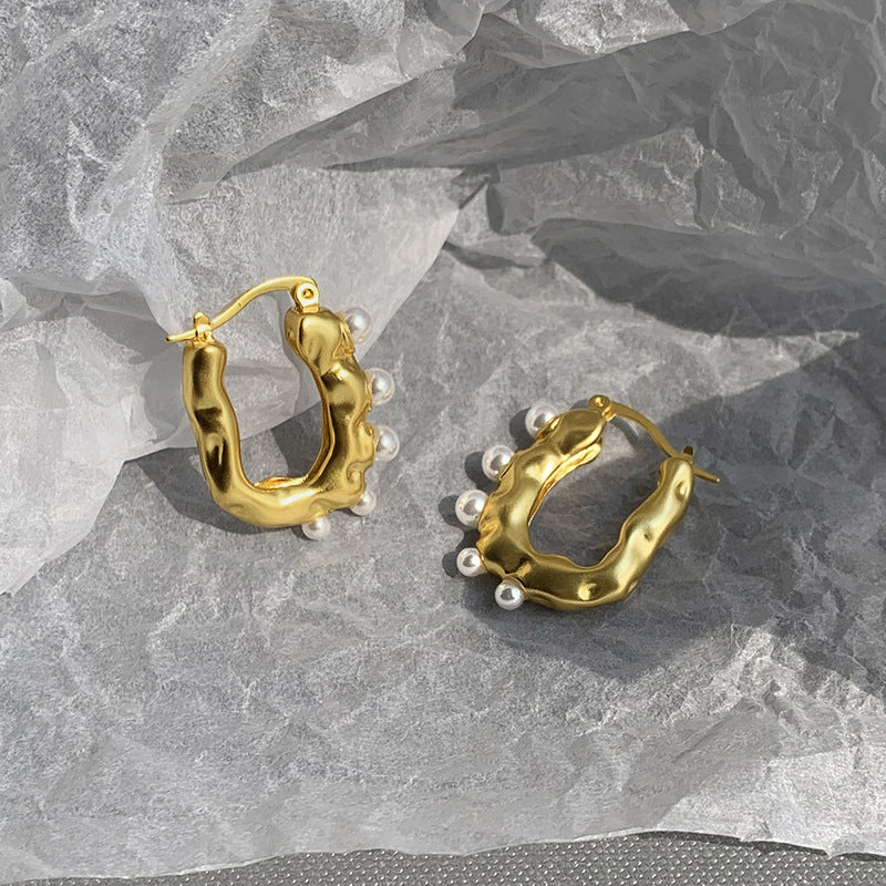 Bold Luxe Pearl Accent U-Shaped Earrings – Fashion Statement Jewelry for Women
