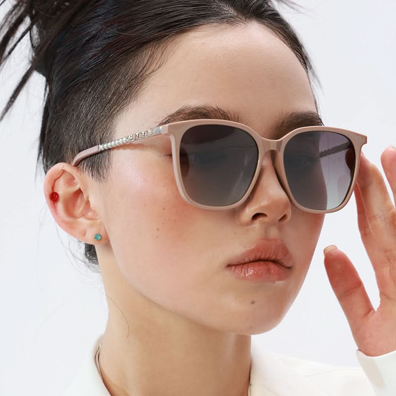Premium Square Frame Sunglasses – Trendy UV Protection Shades for Women