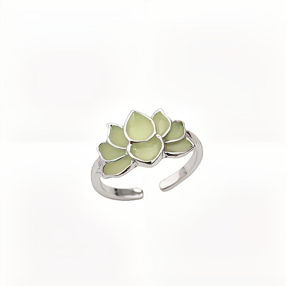 Unisex Luminous Lotus Flower Ring – Zinc Alloy Yoga Energy Ring | Glow-in-the-Dark Jewelry