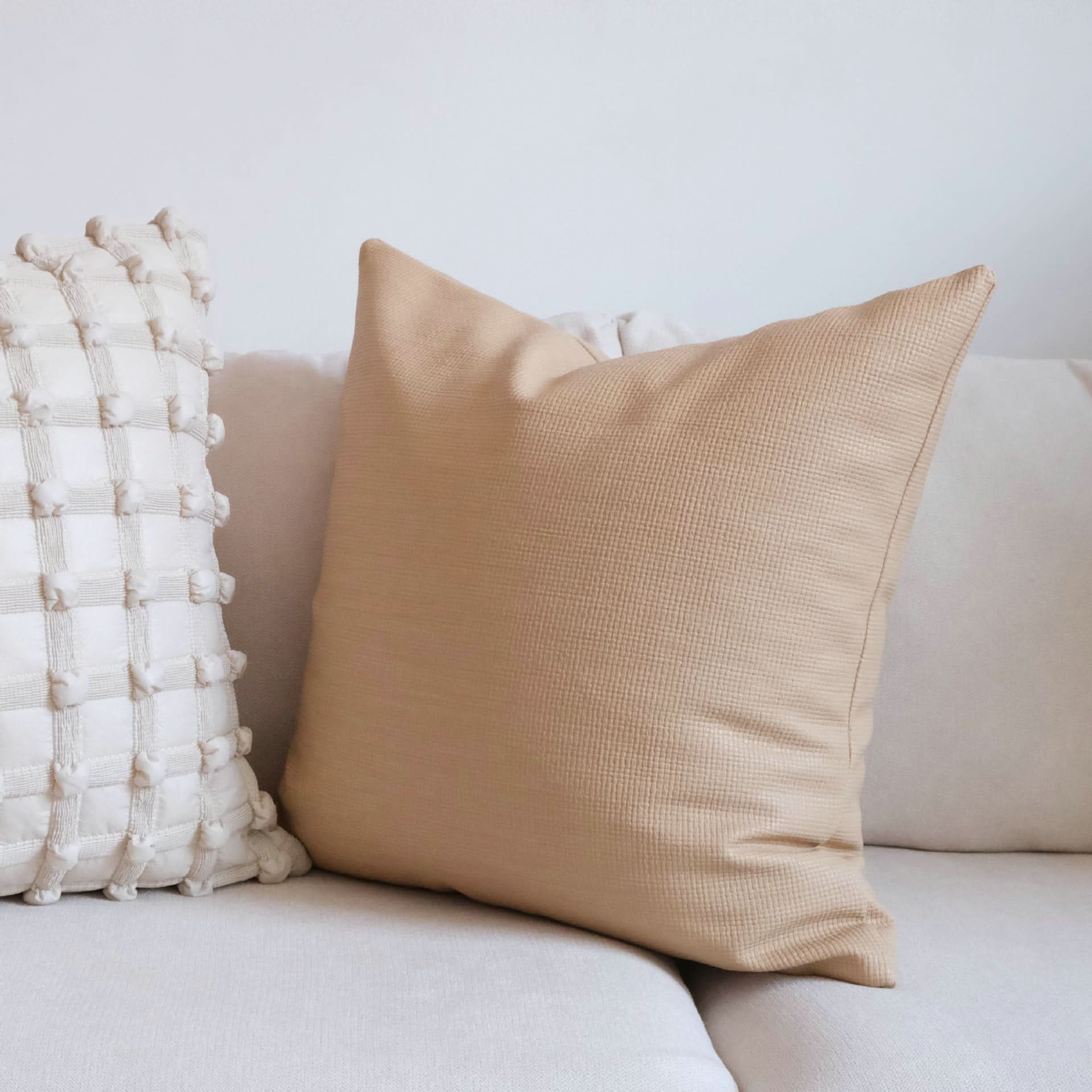 Light Luxury Woven PU Leather Pillow - Modern & Simple