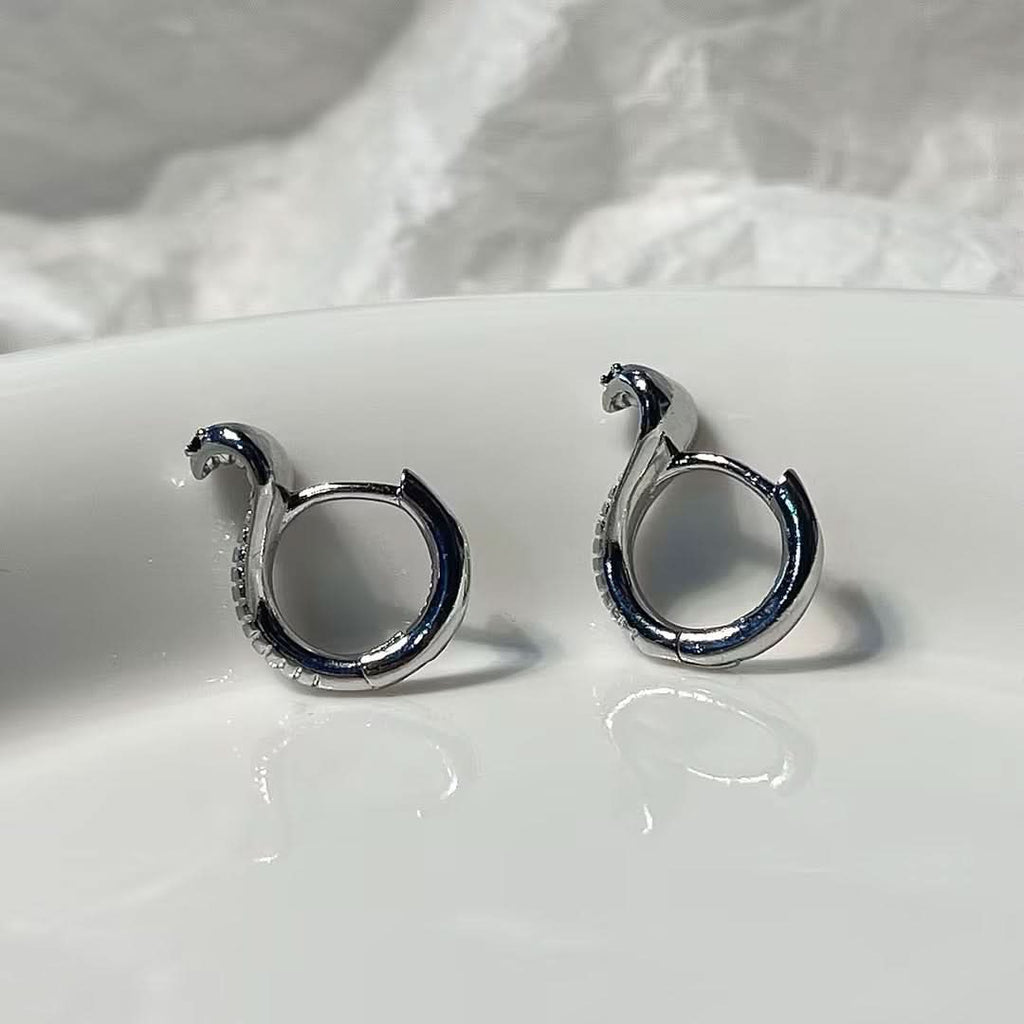 Unisex Titanium Steel Snake Earrings – Hip-Hop Cobra Design