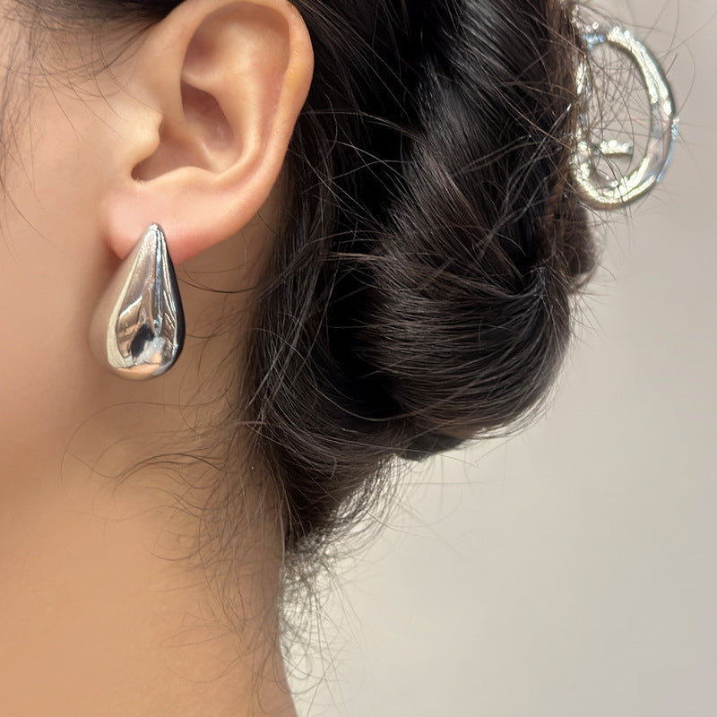 Molten Drop Metal Earrings – Bold Minimal Teardrop Stud Earrings for Women