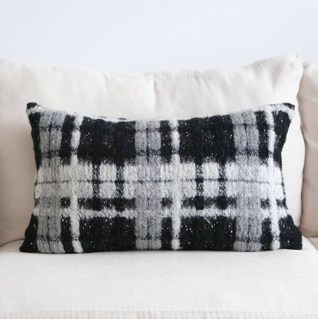 Starry Wool Black and White Checkered Pillow - Light Luxury Sofa Cushion