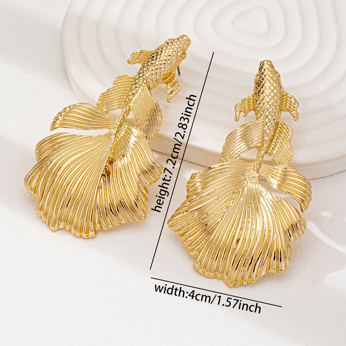 Gold Wave Fishtail Earrings – Resort Style Metal Jewelry