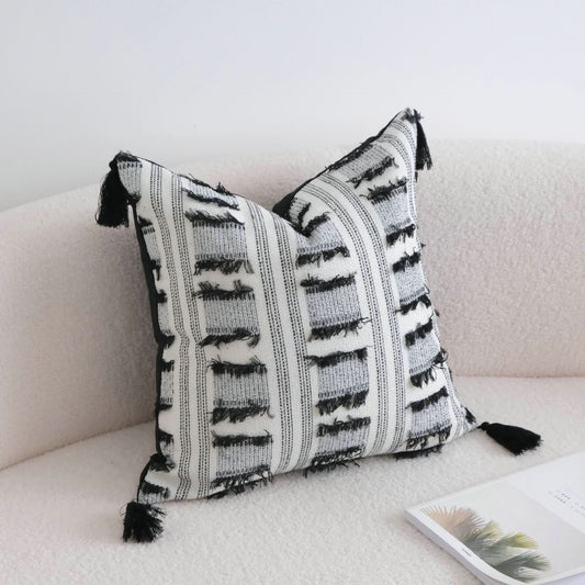 Black and White Light Luxury Tassel Pillow Cover