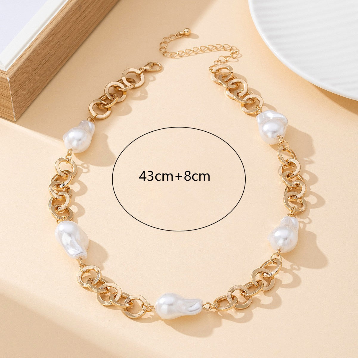 Irregular Pearl Choker Necklace – Elegant Gold-Plated Chain for Women