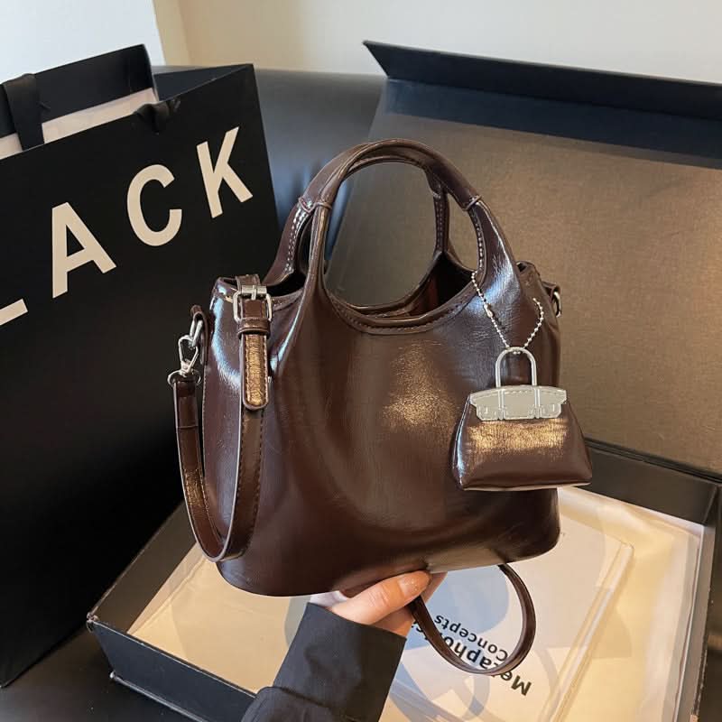 Women's Elegant Leather Bucket Bag – Shoulder Tote with Matching Keychain