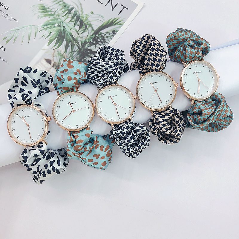 Women’s Leopard & Houndstooth Print Watch – Quartz Movement, Fashion Strap