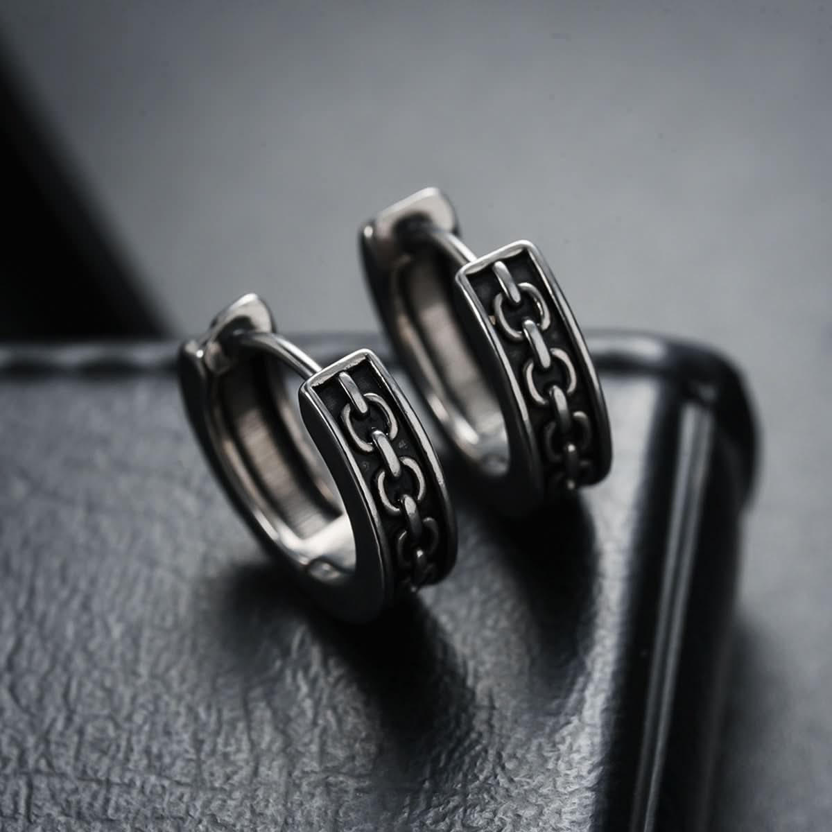Men’s Trendy Chain Hoop Earrings – Retro Street Style Jewelry