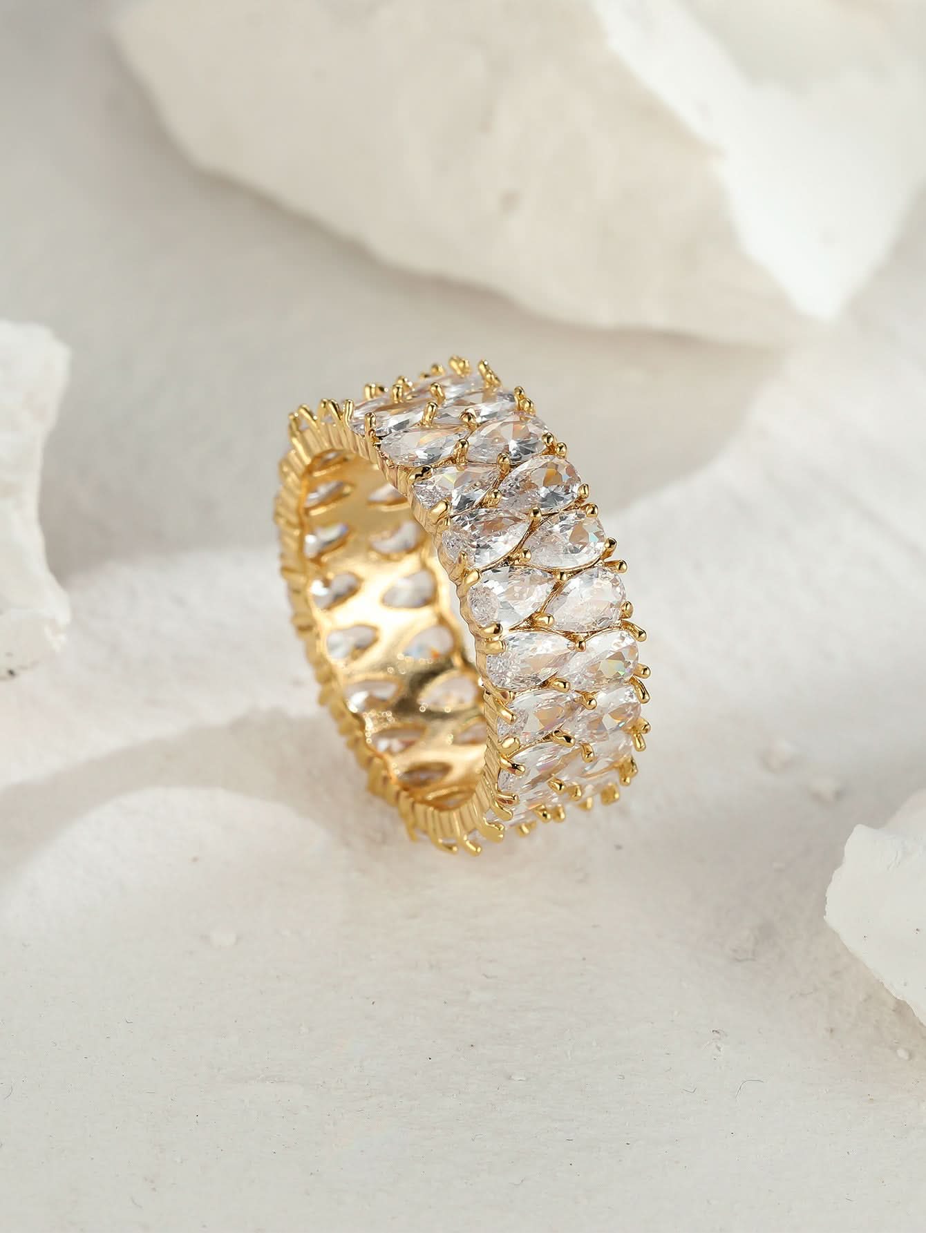 Double Row Round Drop Fashion Ring
