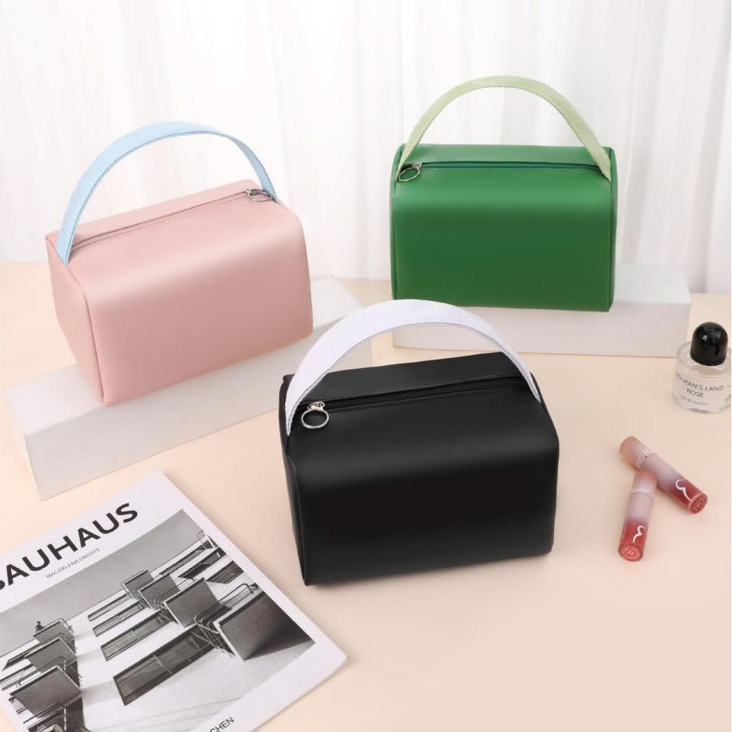 Chic Portable Travel Cosmetic Bag for Toiletries