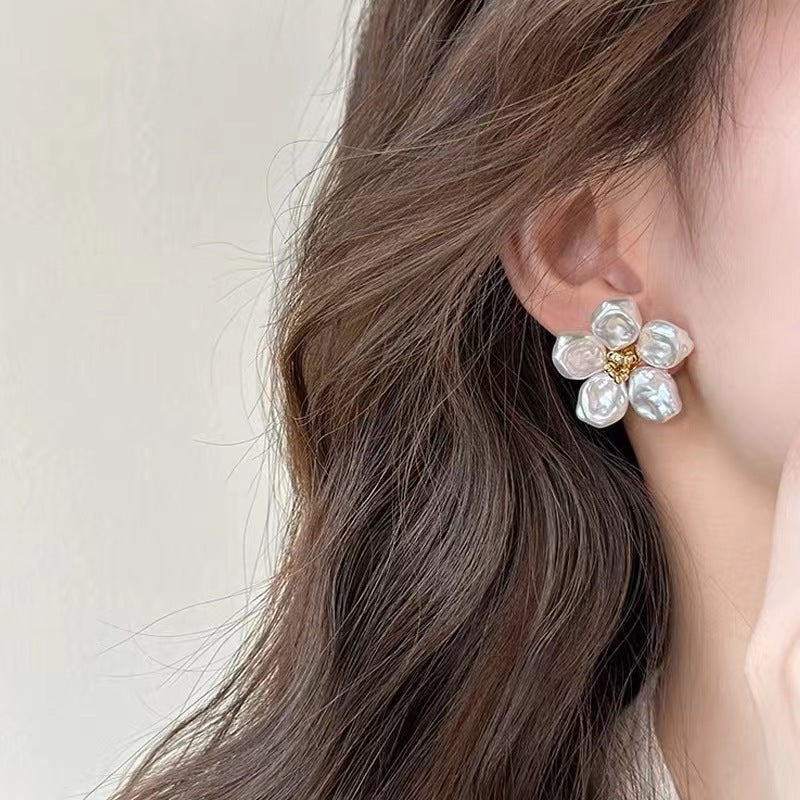 Baroque Pearl Flower Earrings – Korean Light Luxury Jewelry for Women