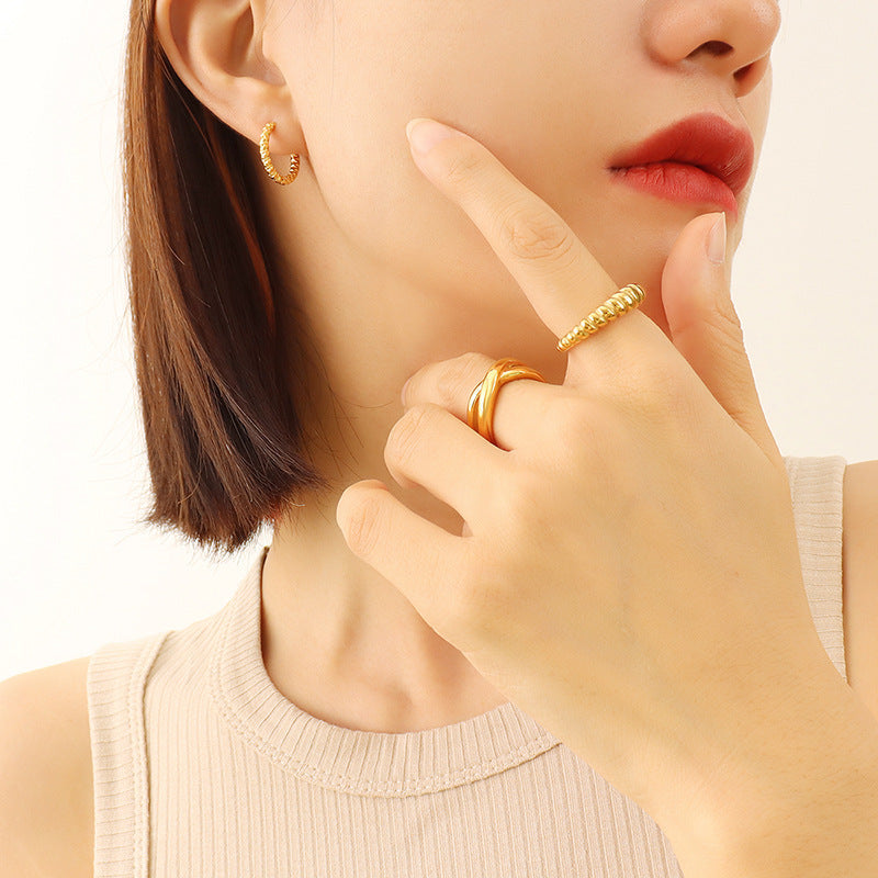 Embossed Round Hoop Earrings for Women – Titanium Steel Geometric Jewelry
