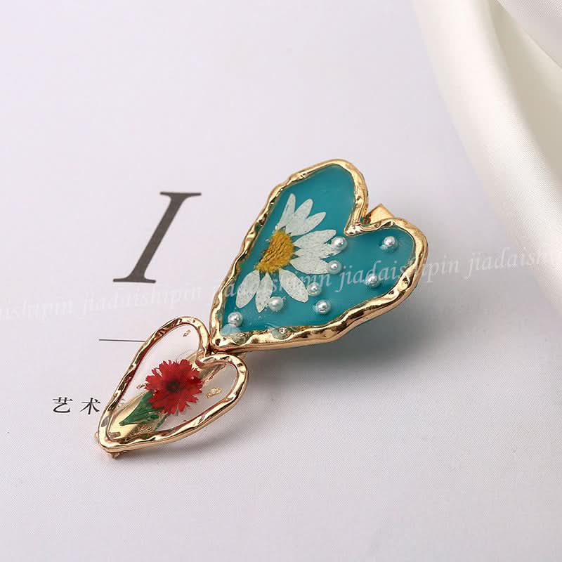Set of 2 Vintage Flower Duckbill Hair Clips