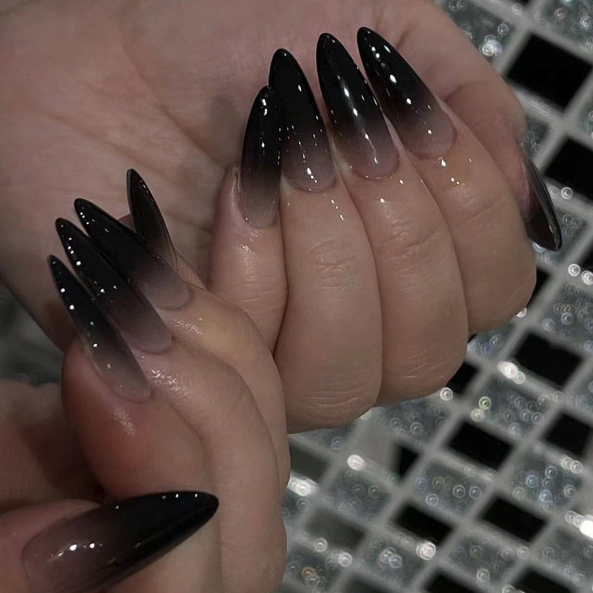 Chic Black Ombre Stiletto Press-On Nails – Long Gradient Acrylic Glue-On Set