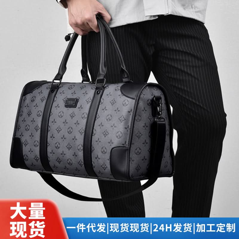 Luxury Men’s Travel Bag – Waterproof Business Trip Handbag, 20–35L Capacity