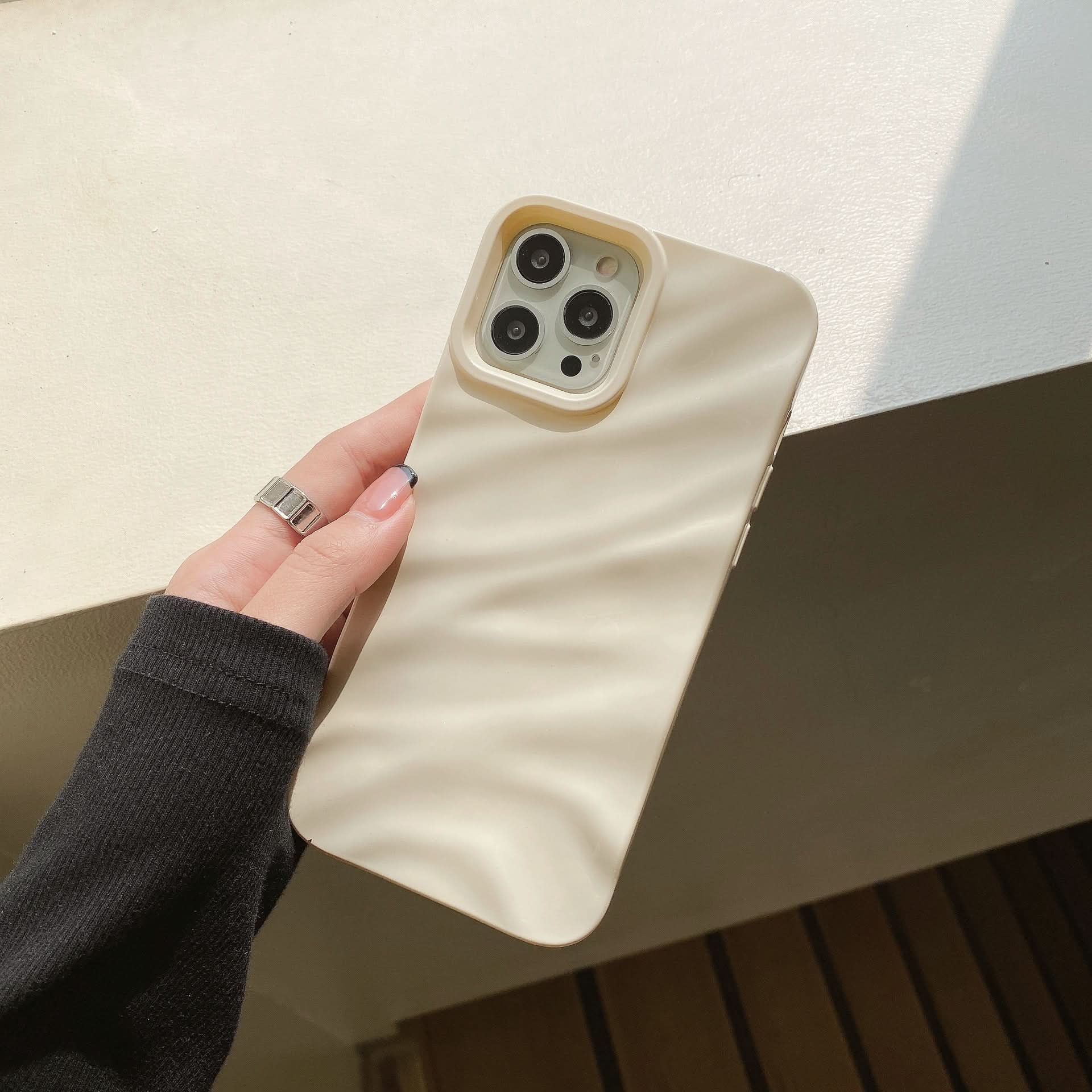 Stylish Pleated Wave Pattern iPhone Case