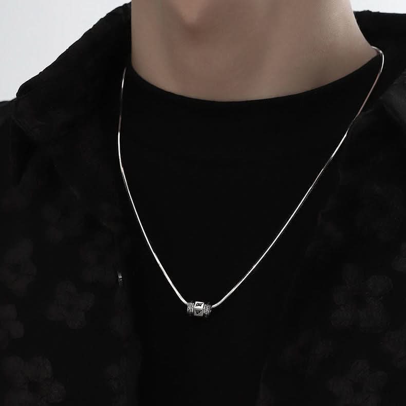 Men’s Retro Six-Word Mantra Necklace – Rotatable Pendant